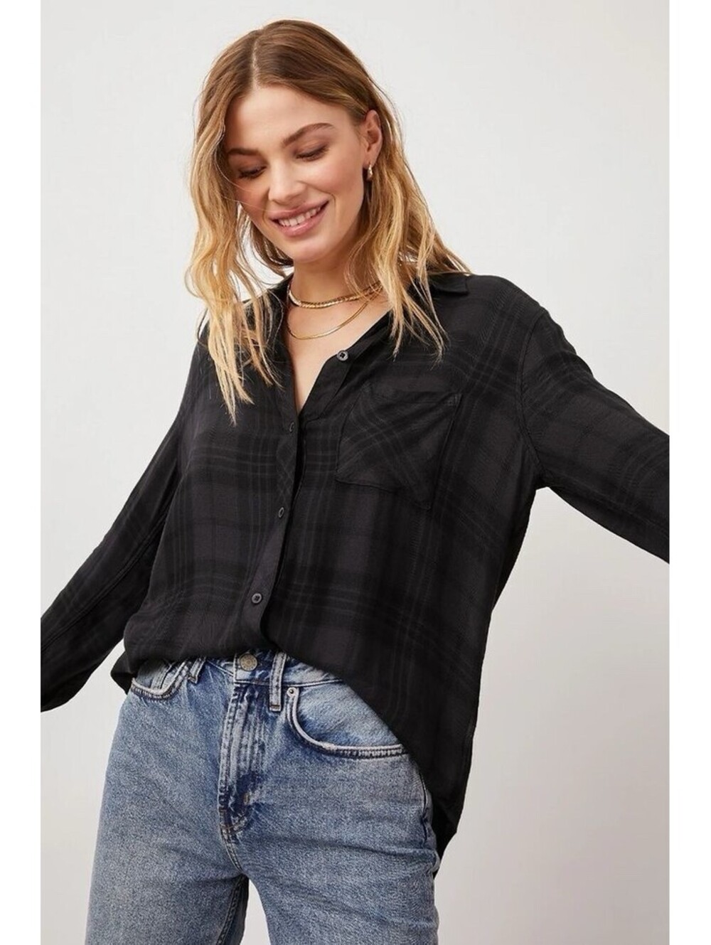 RAILS Women’s Soft Hunter Button-Up Shirt in Onyx|Jet-X-Small
